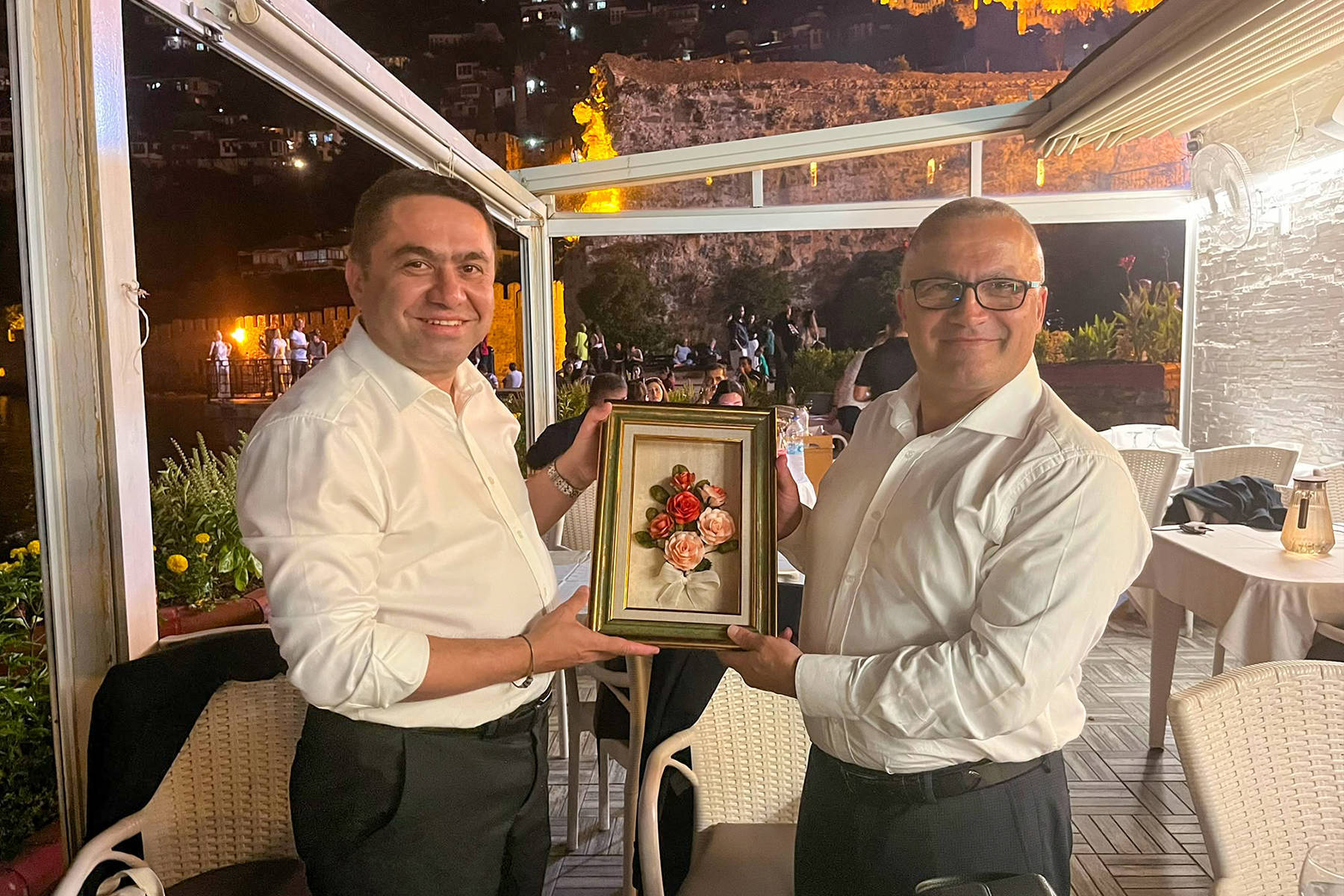 ALKÜ İLE COMRAT DEVLET ÜNİVERSİTESİ ARASINDA İŞ BİRLİKLERİ ARTACAK
